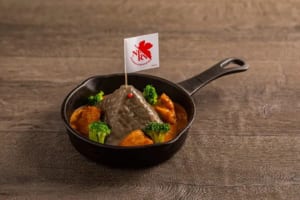 「エヴァンゲリオン」×「カフェアドレス」コラボカフェ　ネルフ本部カレー