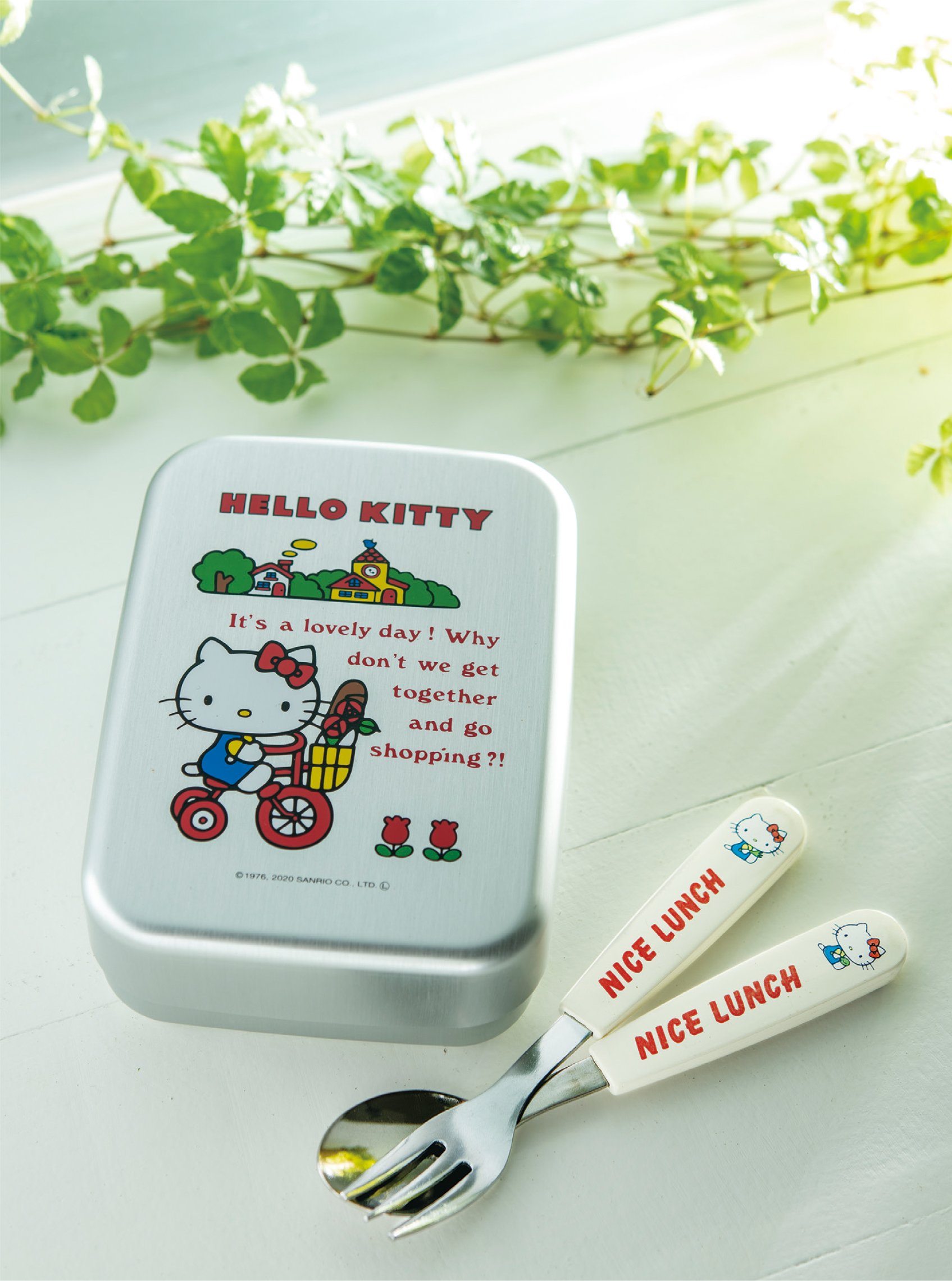 「HELLO KITTY なつかしのアイテムコレクション」付属予定アイテム：アルミのお弁当箱