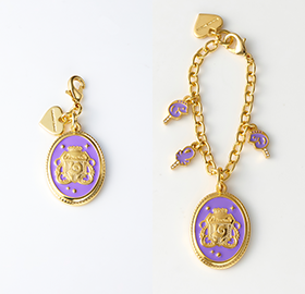 「ディズニー ツイステッドワンダーランド×サマンサタバサ」オクタヴィネル寮　Emblem Charm