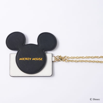 & chouette「Mickey Collection」ミッキー／パスケース付きショルダーバッグ