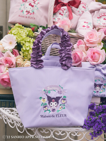 「Maison de FLEUR」×「サンリオ」フリルハンドルトート　クロミ