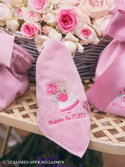 「Maison de FLEUR」×「サンリオ」タオルハンカチ マロンクリーム