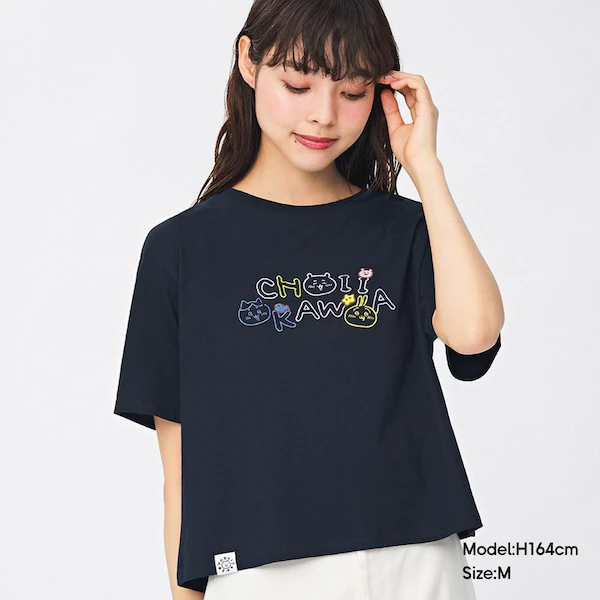 「ちいかわ×GU」グラフィックT（半袖）：990円（税込）69 NAVY（Chiikawa 2）