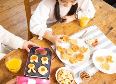 「たべっ子どうぶつカステラメーカー」