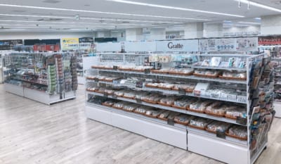 「アニメイト池袋本店」グッズフロア−グラッテグッズなど