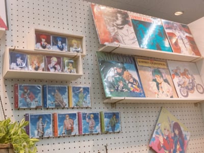 「アニメイト池袋本店」1階−グラッテ装飾近め