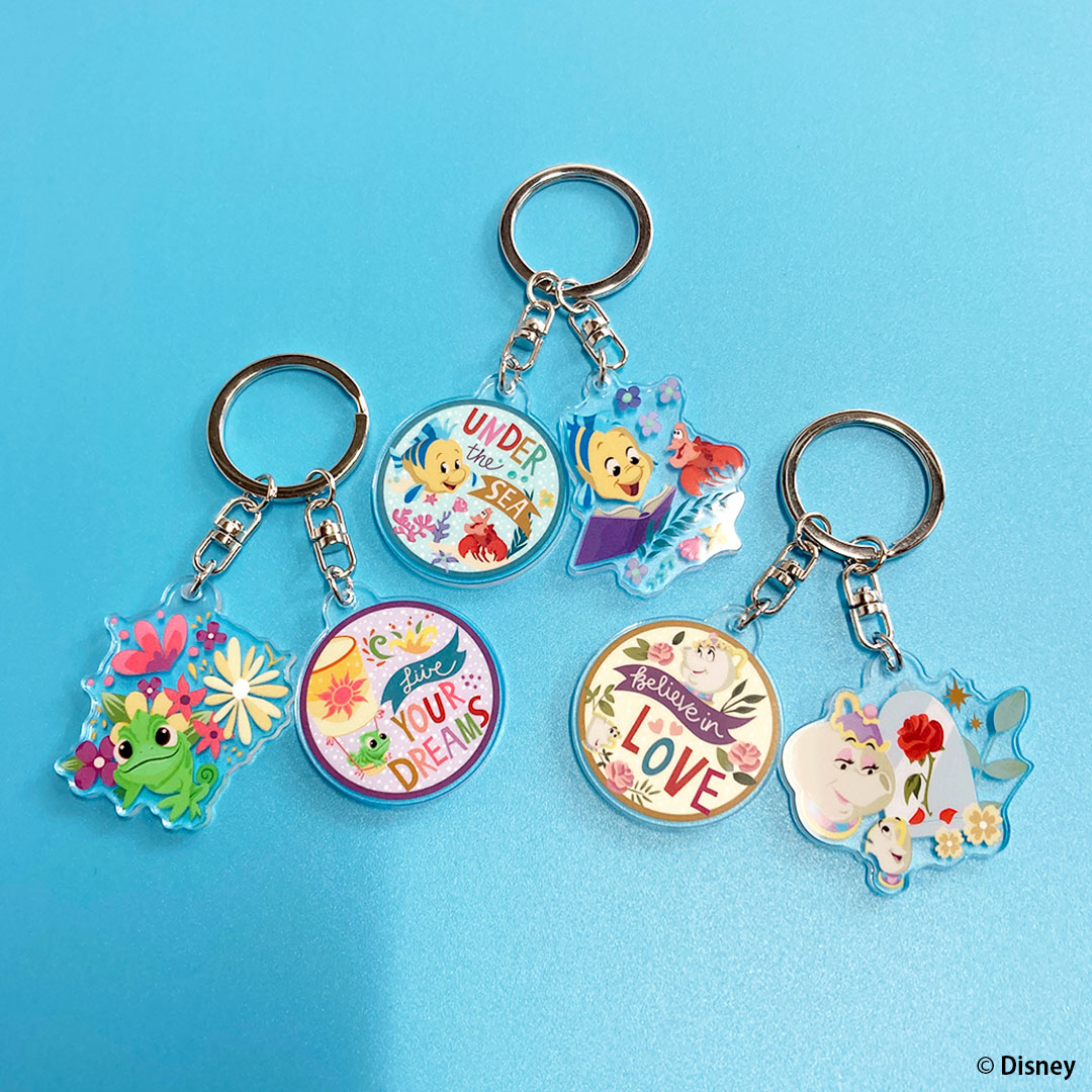 「ディズニープリンセスフレンズ×サンキューマート」アクリルキーホルダー