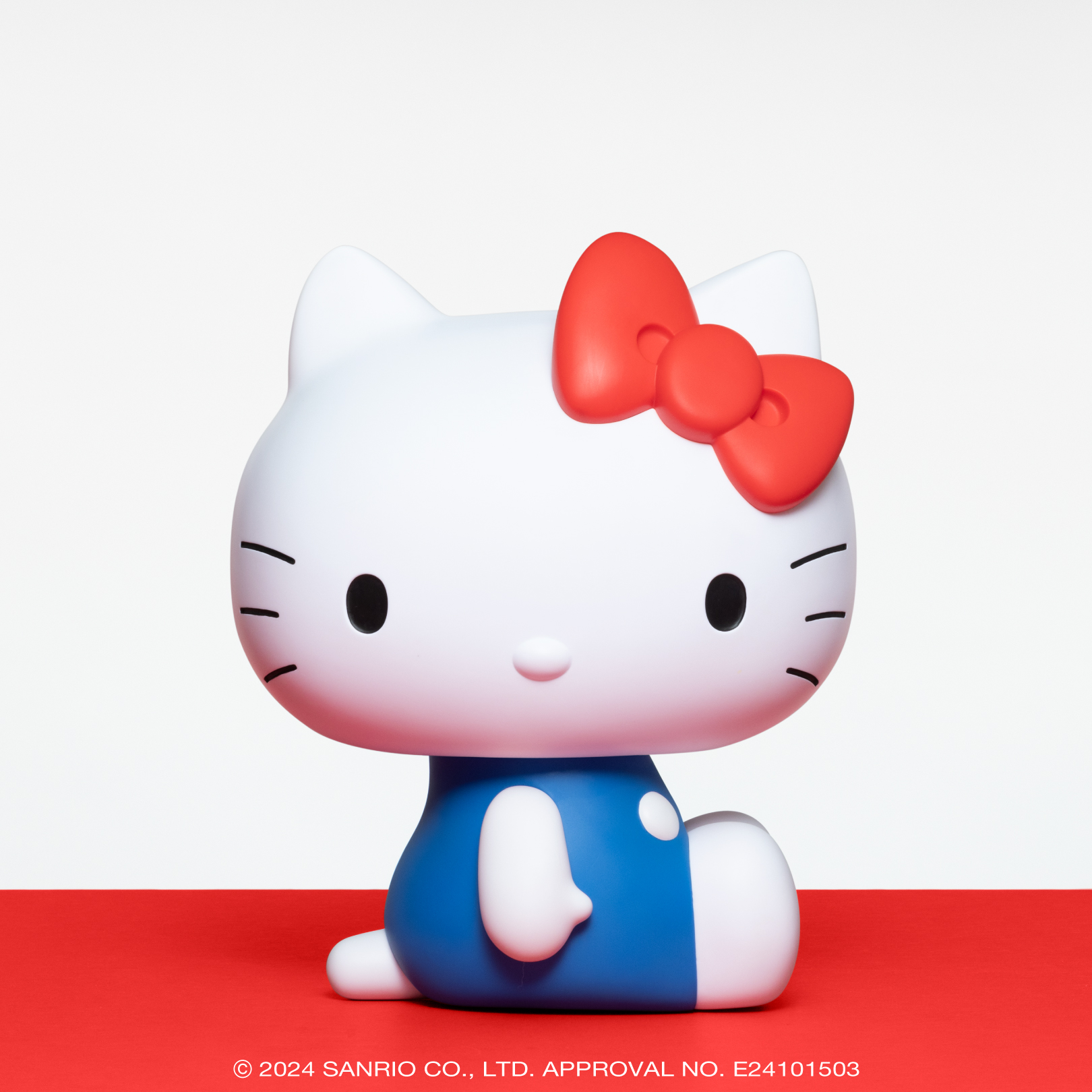 Happyくじ「HELLO KITTY 50th～ハッピーアニバーサリー★～」LAST賞　BIG! ハローキティ おすわりフィギュア（セブン-イレブン限定）