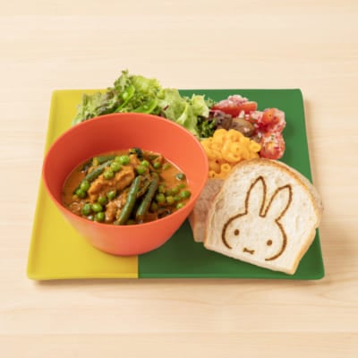 「miffy café tokyo」名古屋POP UP ほうれん草とチキンのカレー