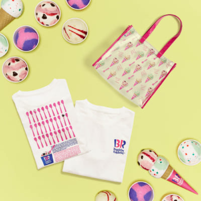 「Afternoon Tea LIVING×サーティワン アイスクリーム」プリントTシャツ(オフホワイト) ￥4,950、ビニールトート ￥4,290