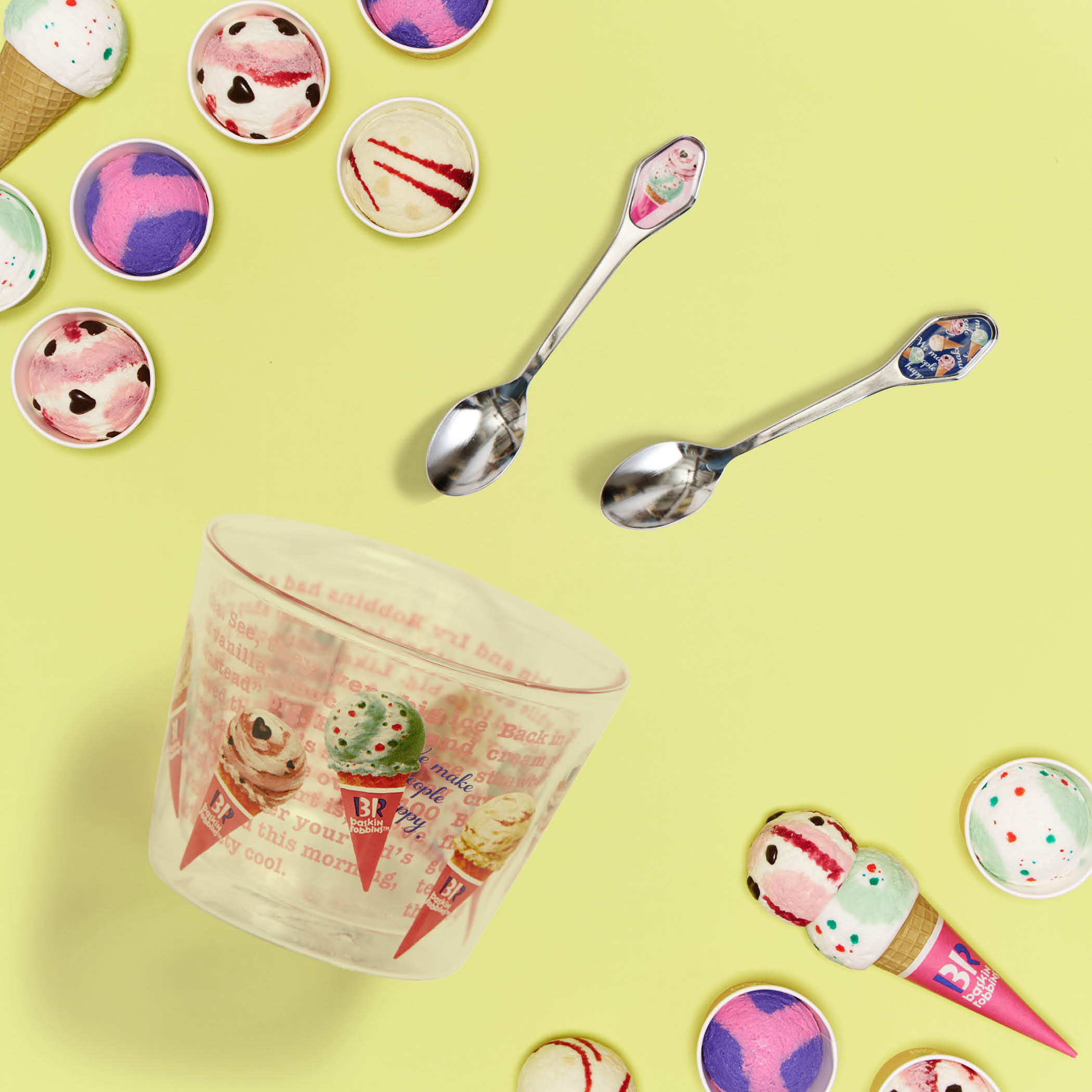 「Afternoon Tea LIVING×サーティワン アイスクリーム」耐熱Wウォールアイスクリームカップ ￥2,640、ティースプーン 各￥880