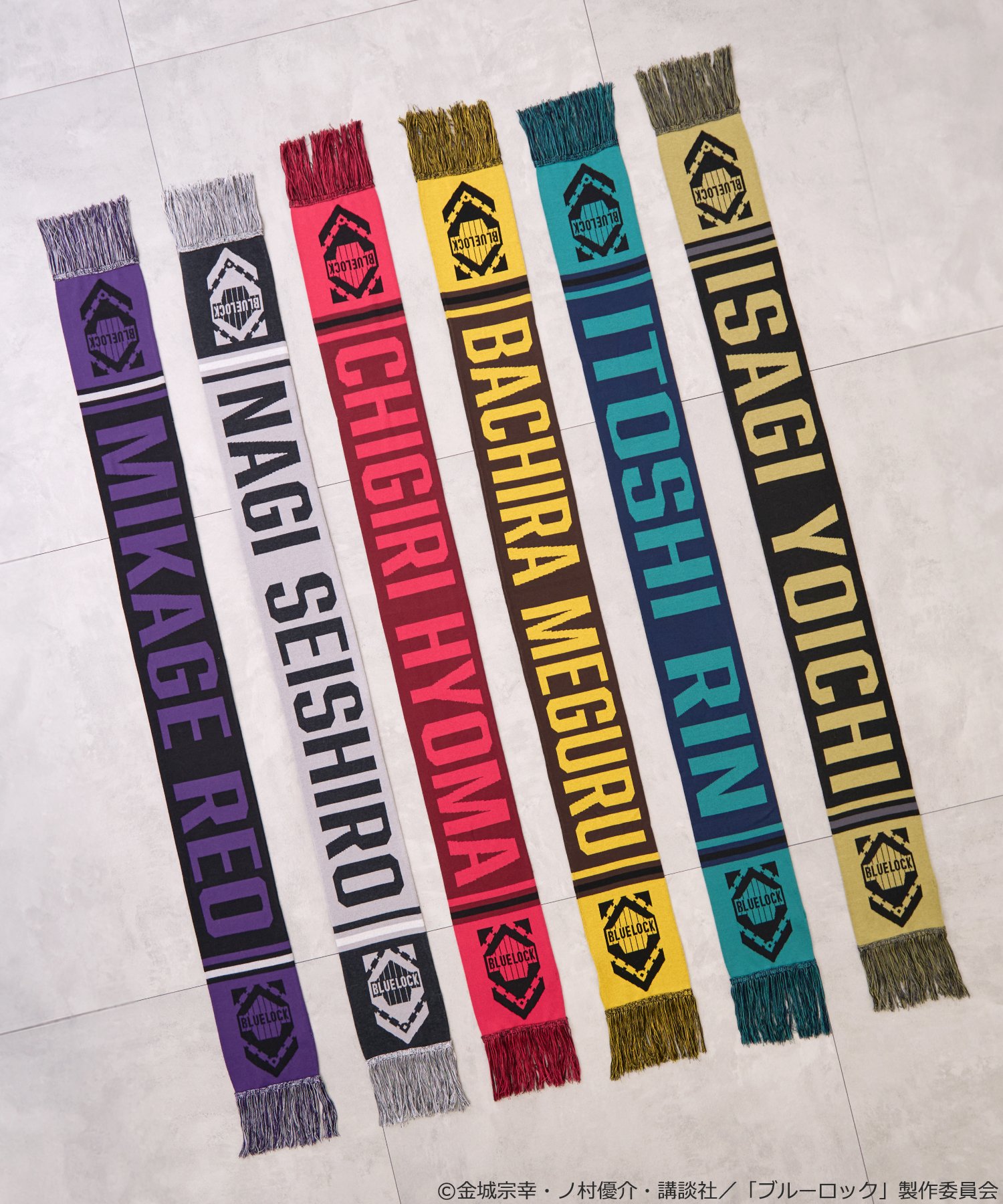 「ブルーロック×earth music＆ecology Japan Label」サッカーマフラー