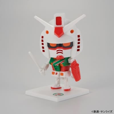 「ガンダム×セブンイレブン」1/1 ガンプラくん