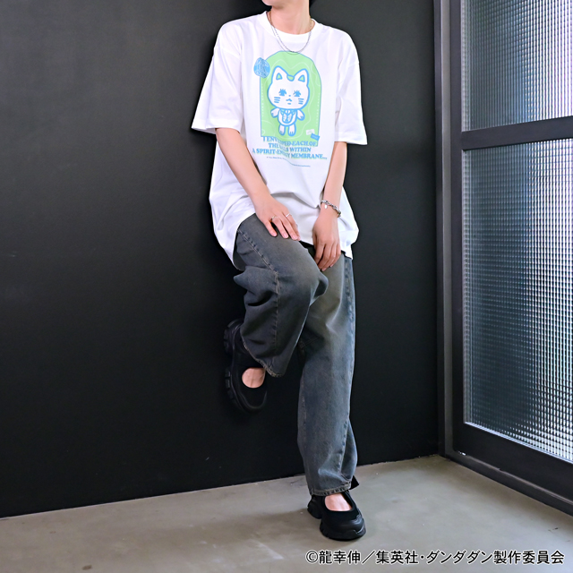 TVアニメ『ダンダダン』×「ビィズニィズ」ビッグTシャツ