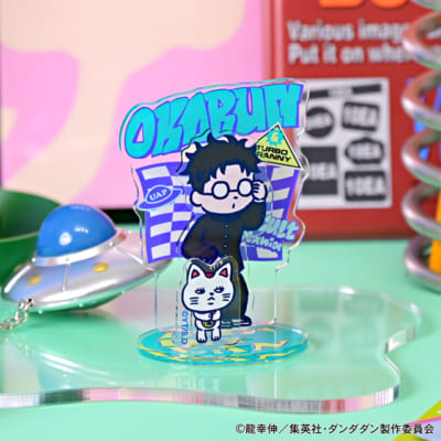 TVアニメ『ダンダダン』×「ビィズニィズ」アクリルスタンド
