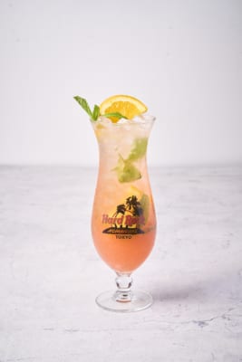 「ナルト×ハードロックカフェ」ナルトの影分身ソーダ