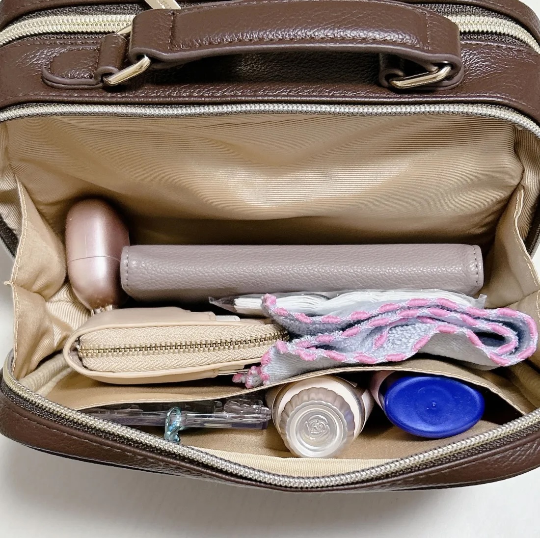 「Nui Shoulder Bag つれてって ぬいショルダー」手荷物