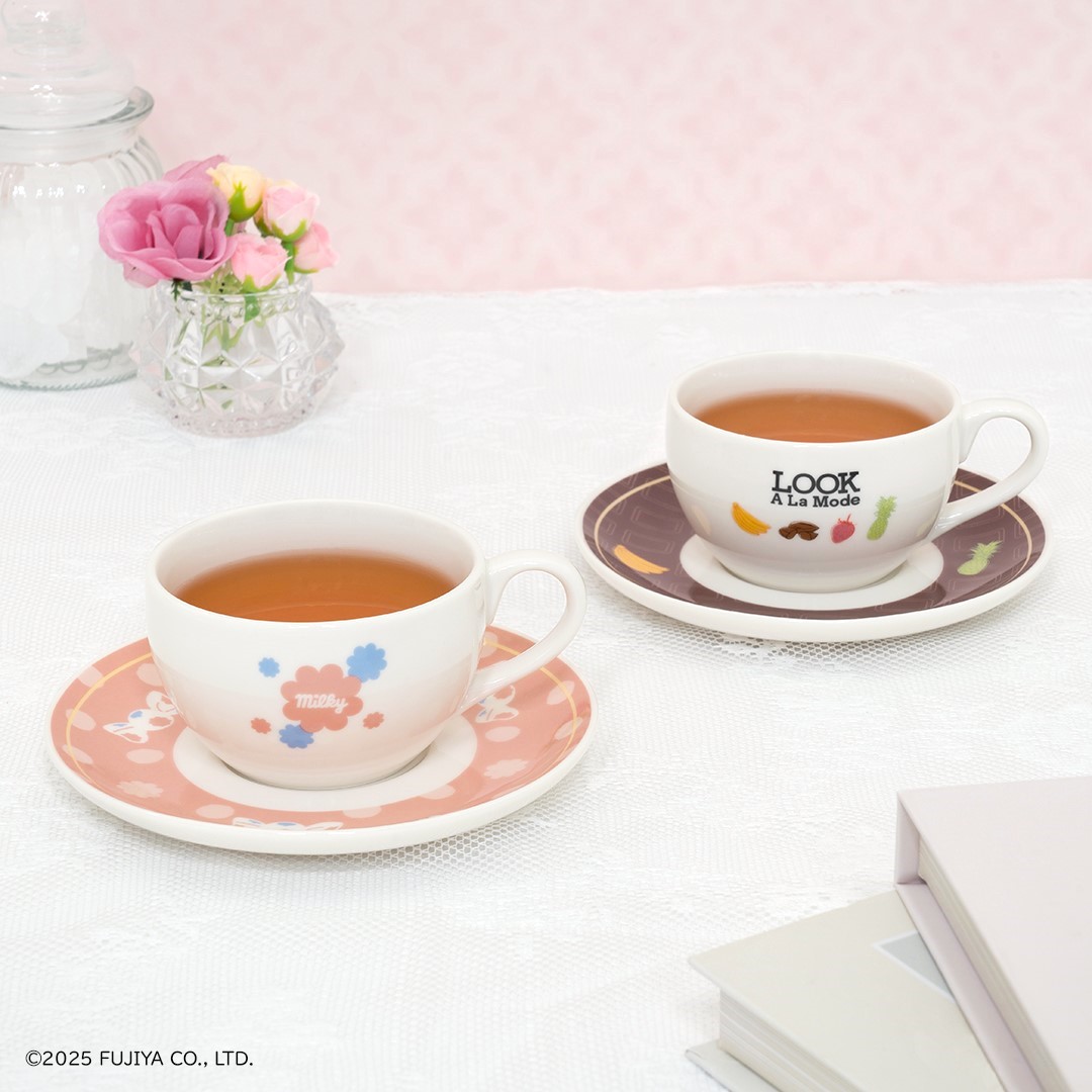 「タイトーくじ PEKO×TEA TIME」B賞：ティーカップ＆ソーサー（全2種）