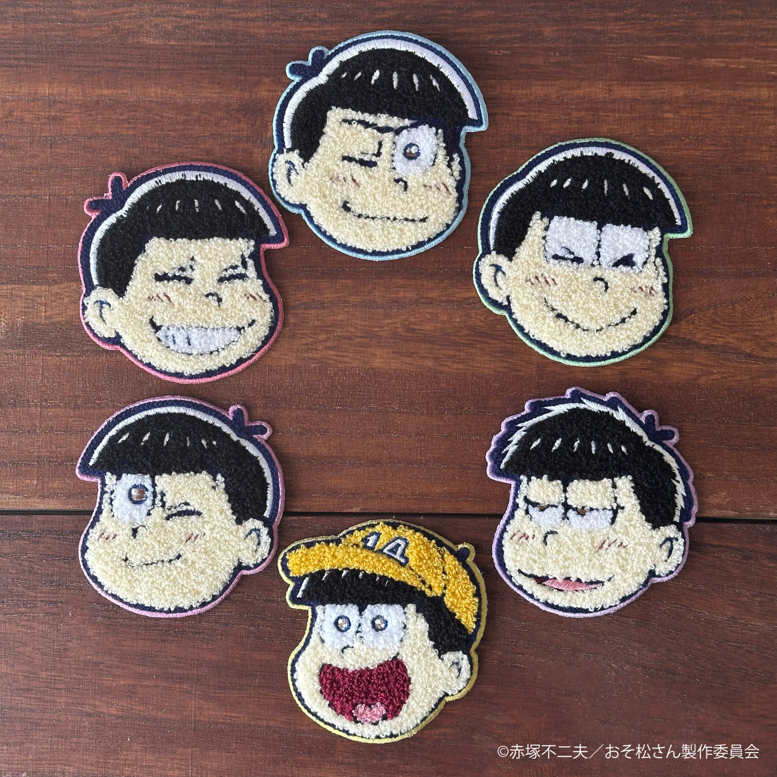 「おそ松さん×キャラフトビール」6つ子フェイス サガラ刺繍コースター