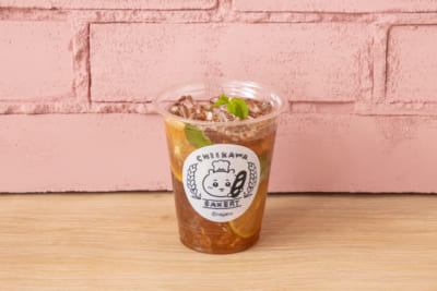 「ちいかわベーカリー」アップルソーダティー
