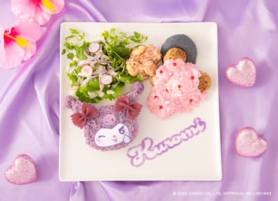 「KUROMI 20th ANNIVERSARY CAFE」KUROMI HAPPY DAYS プレート