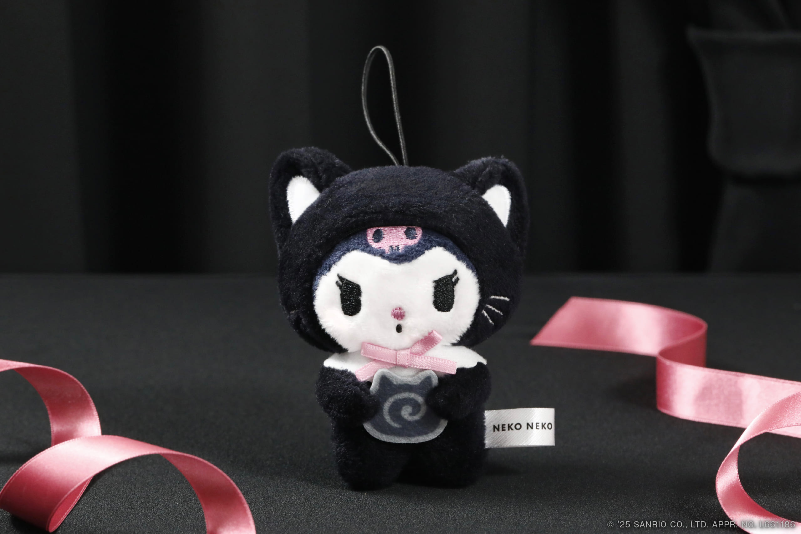 「ねこねこ×クロミ」クロミの黒ねこマスコット