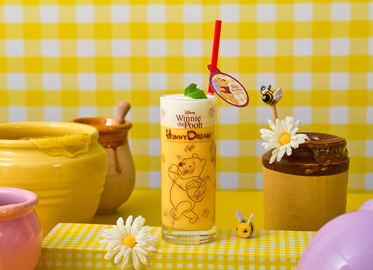 「くまのプーさん」スペシャルカフェ HUNNY風味のミルクヨーグルトラテ
