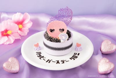 「KUROMI 20th ANNIVERSARY CAFE」うちらクロミ推し♡ハピバグラスケーキ