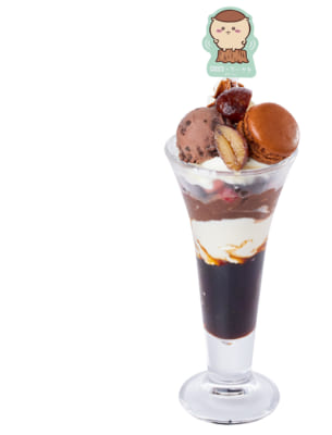 「ちいかわ×ココス」くりまんじゅうのビターなチョコレートパフェ