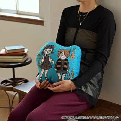 映画『鬼太郎誕生 ゲゲゲの謎』×石黒亜矢子さん ダイカットクッション