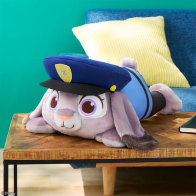 「映画『ズートピア2』 in ナムコキャンペーン」赤いほっぺ 寝そべり スーパーラージキッズぬいぐるみ "ジュディ・ホップス"