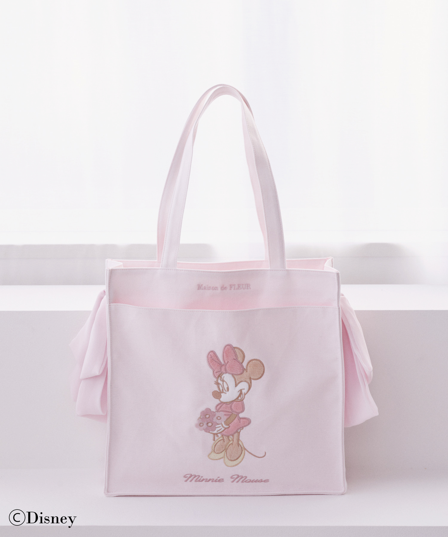 「ディズニー×Maison de FLEUR」リボントートバッグ