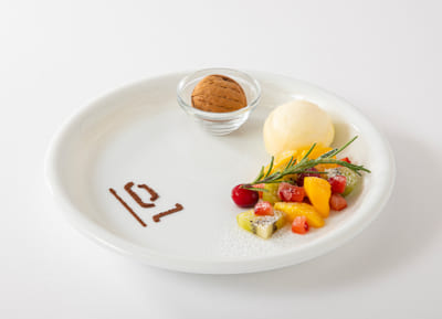 「果てしなきスカーレット & Memorial Cafe」時をかける少女