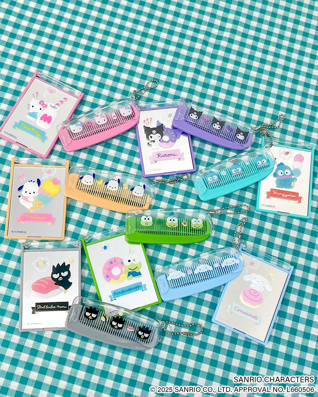「サンリオキャラクターズ×サンキューマート」ミラー&コーム
