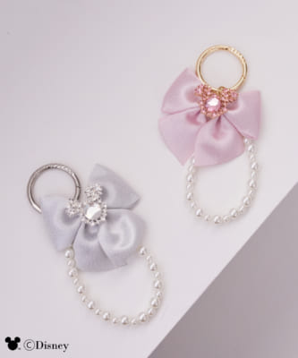 「ディズニー×Maison de FLEUR」ビジューリボンチャーム