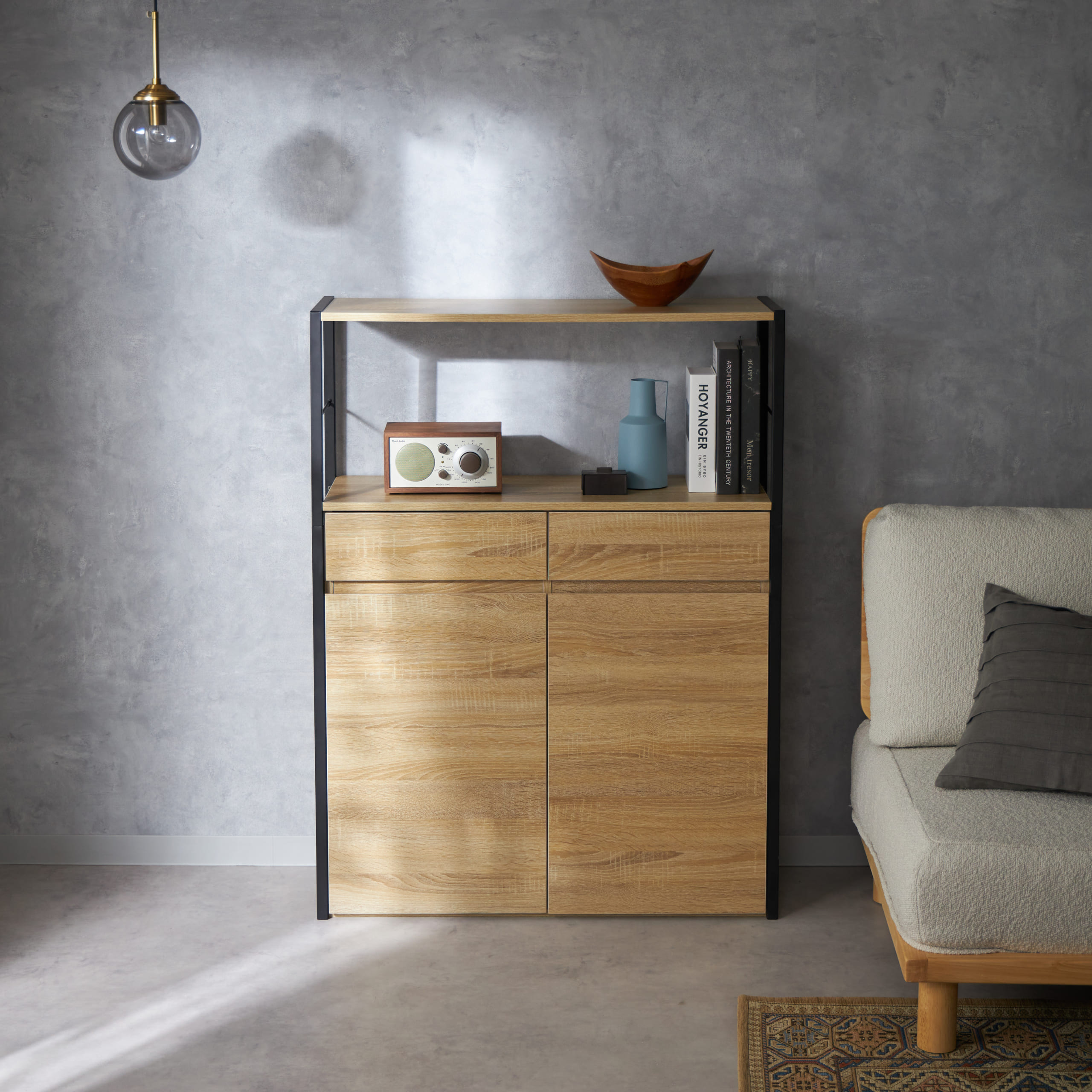 「ニッセン」本棚