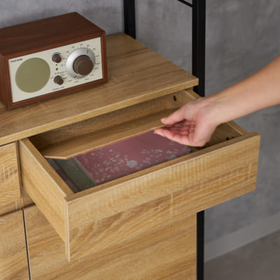 「ニッセン」本棚