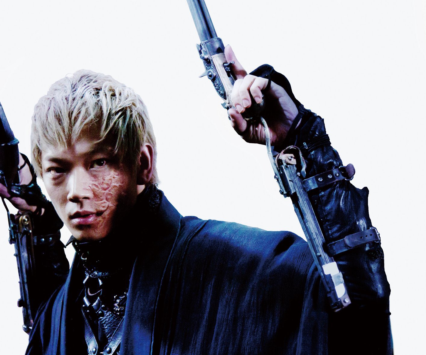 外印:綾野剛(あやの ごう)さん