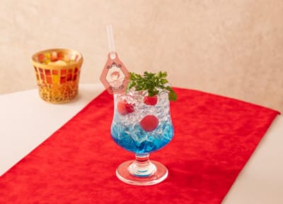 名探偵コナンカフェ 江戸川コナンのブルーチェリードリンク