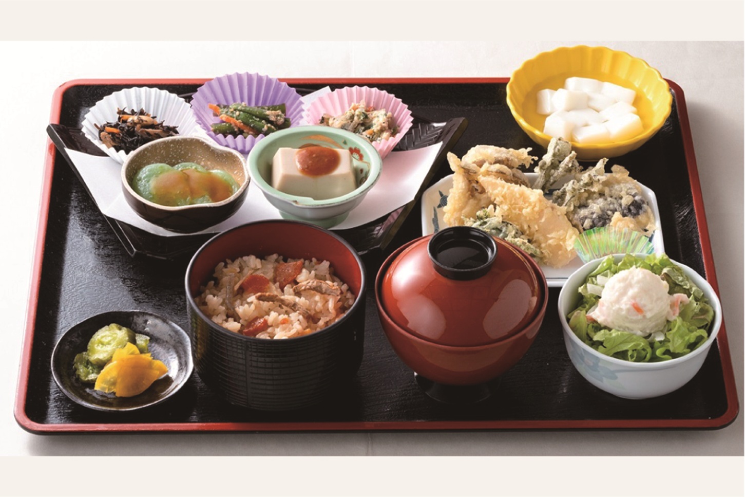 「鬼滅の刃 × 博物館 明治村」"悲鳴嶼行冥"精進御膳