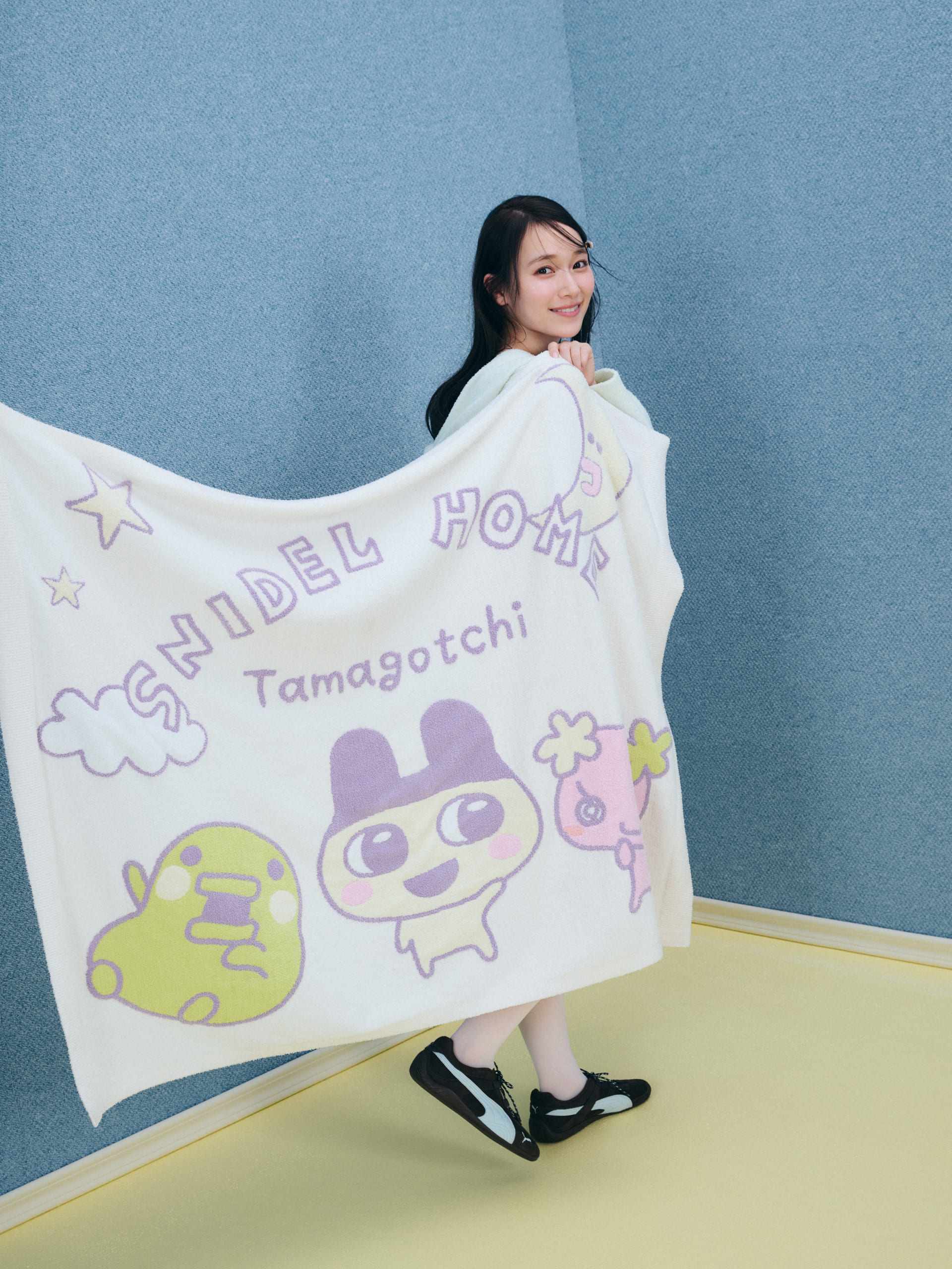 「たまごっち×SNIDEL HOME」ニットブランケット