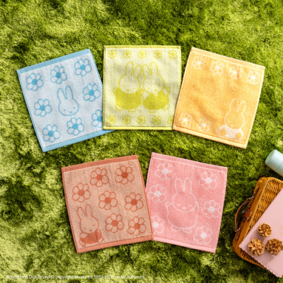 タイトーくじ「ミッフィー Pastel Flower Collection」E賞：ハンドタオル
