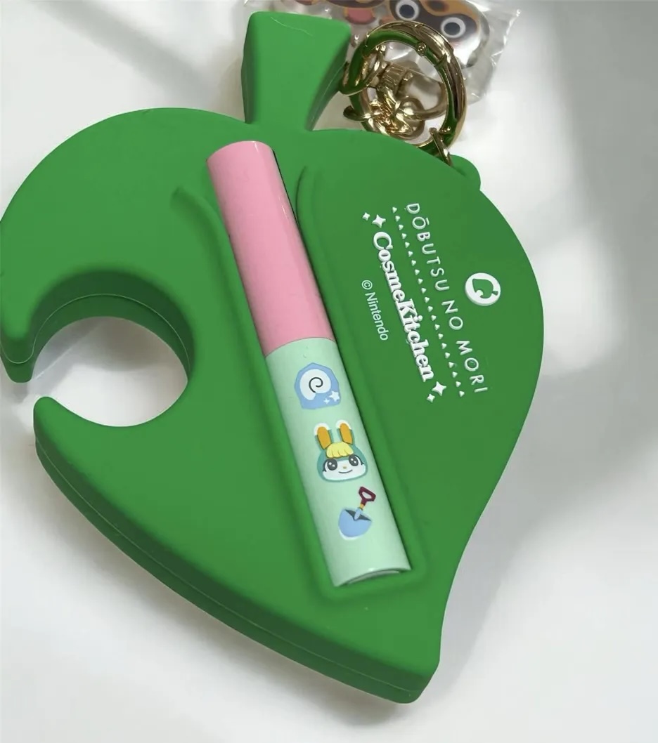 あつまれ どうぶつの森×ファミリーマート コラボコスメ