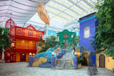 ジブリの大倉庫 中央階段