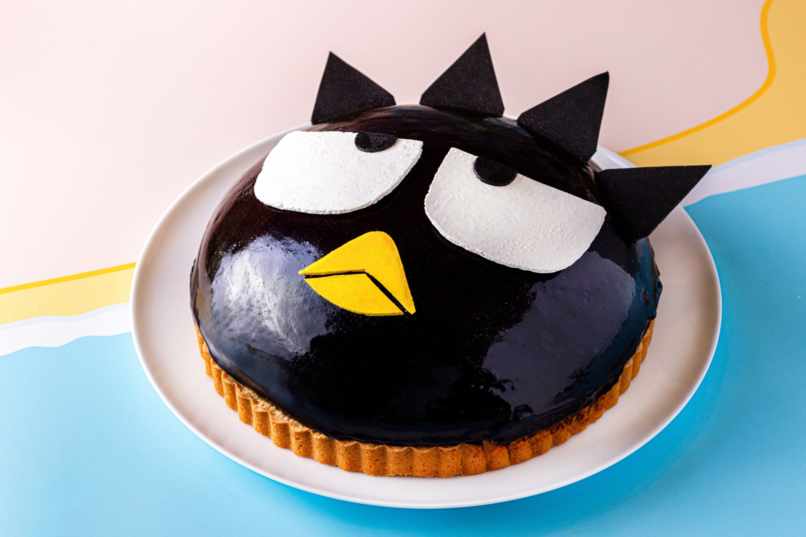 バッドばつ丸へのサプライズ チョコレートとチェリーのタルト