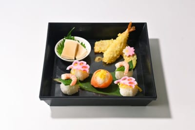 Re:valeの彩りてまり寿司御膳