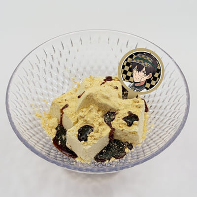 オーターの粉まみれわらびもち