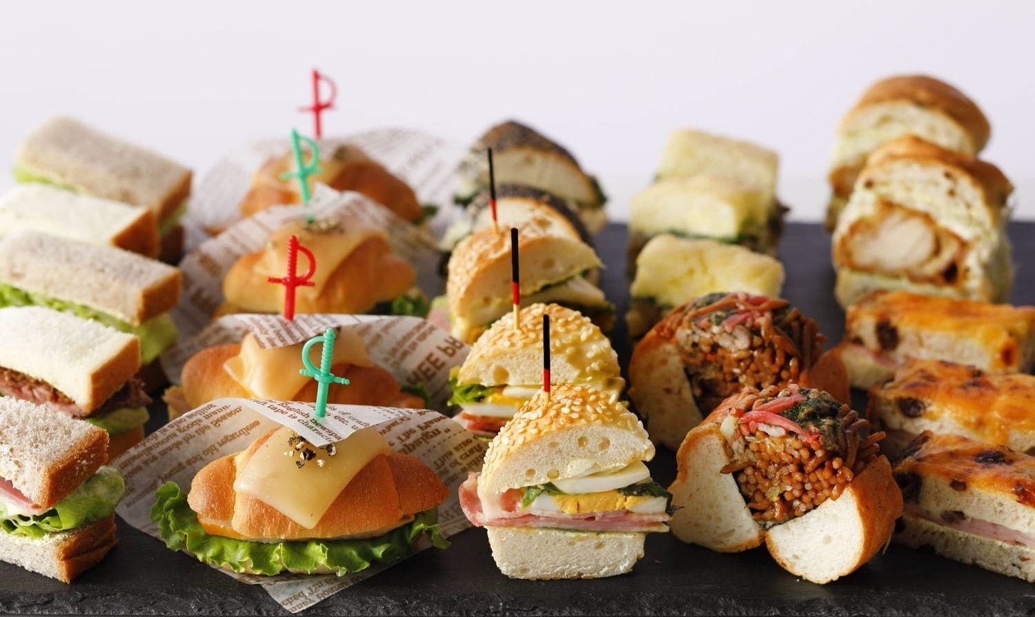 ホテルメイドブレッドを使用したサンドウィッチ