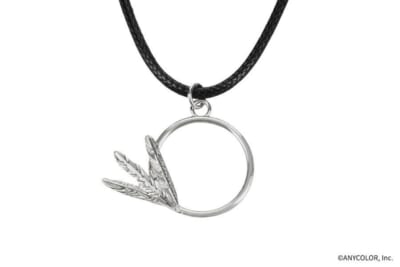 ローレン・イロアスモデル グラスコード 羽モチーフ アップ