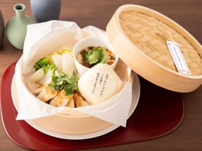 蒸し鶏のせいろ